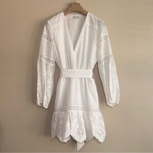 GIANNI BINI WHITE LACE & EYELET MINI DRESS w/long sleeves V neck Eyelet Belt Lrg